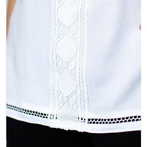 Women Le Chateau Crochet Viscose Halter Neck White Blouse Size 2X - Picture 6 of 6